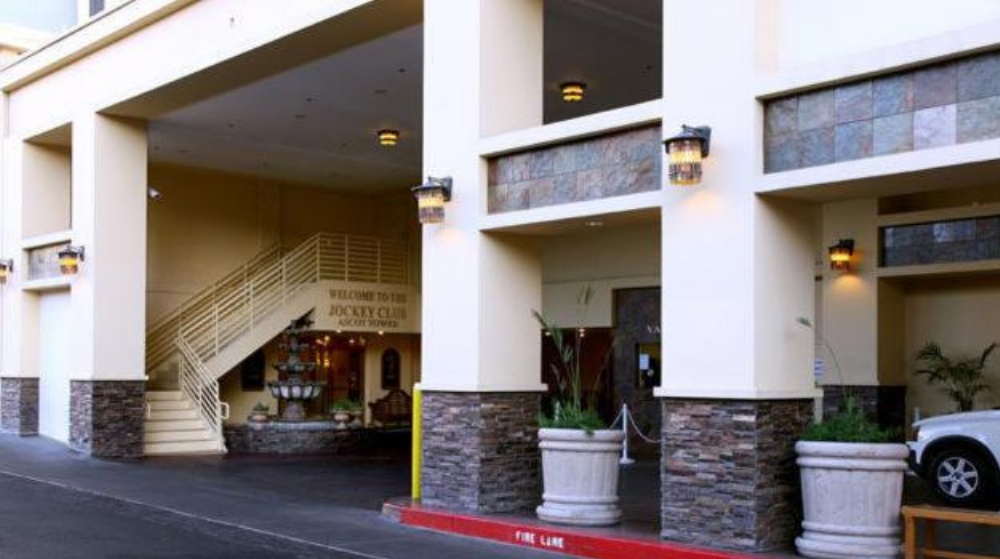 Jockey Club Suites Image 11