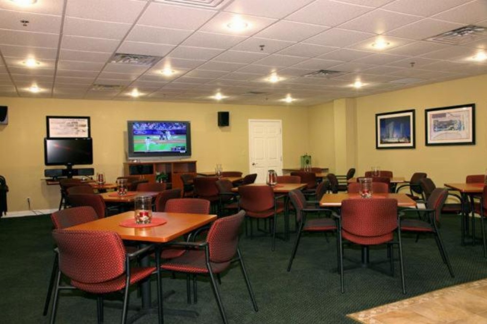Jockey Club Suites Image 15